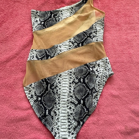 NORMA KAMALI BATHING SUIT - Picture 2 of 3